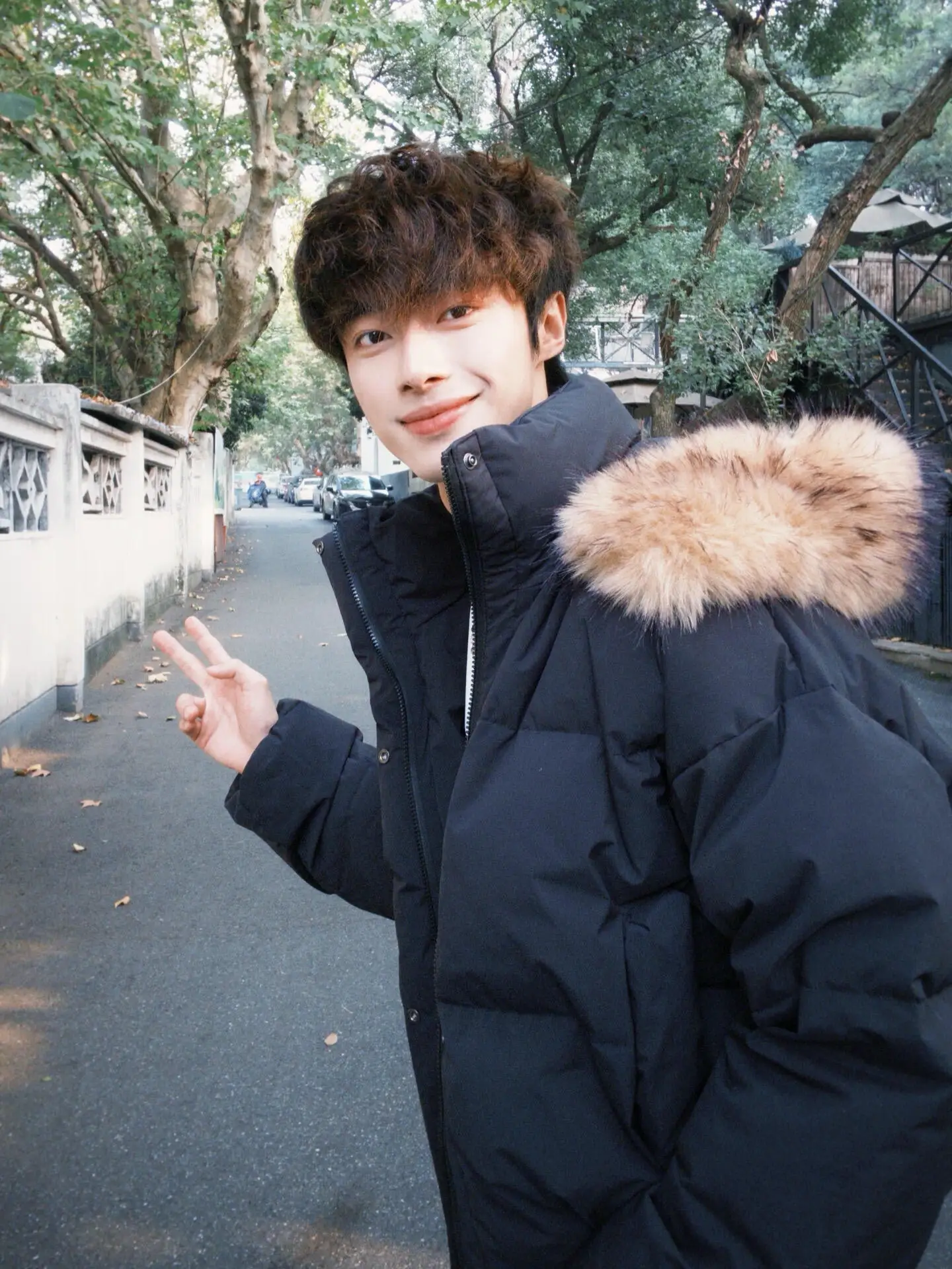 

Bla PU Leather ort Jaet Hooded Cotton Padded Men's Winter High Quali Thi Warm Coat Youth Faion Stand Fit Zippe...