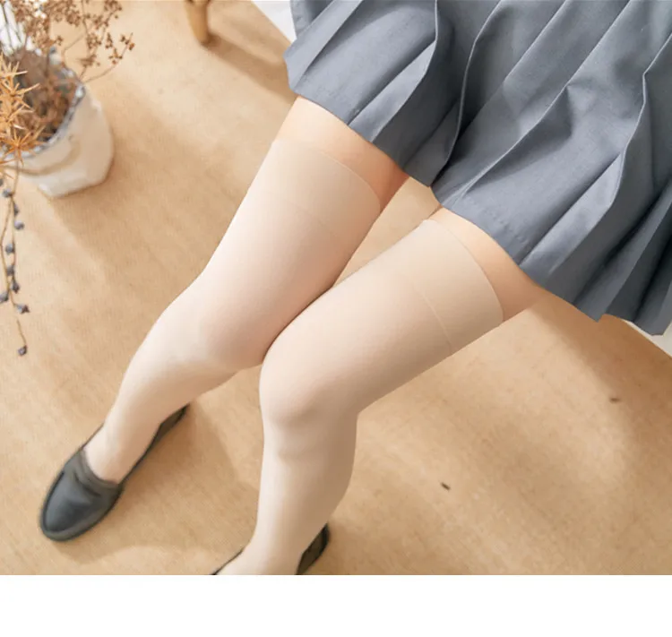 Gestreifte Overknee-Strümpfe für Mädchen und Damen, warme, modische Kniestrümpfe im Studenten-Stil, schwarz/weiß, Kawaii, lange Socken – Detail 32