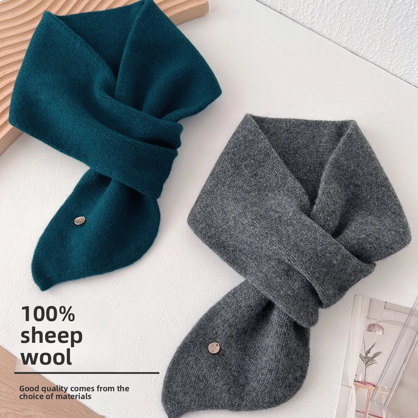 

High-Quality Warm and Delicate 100% Wool Knitted Small Scarf Warm Couple Style Small Neck Warmer Crossed Scarf Women Man