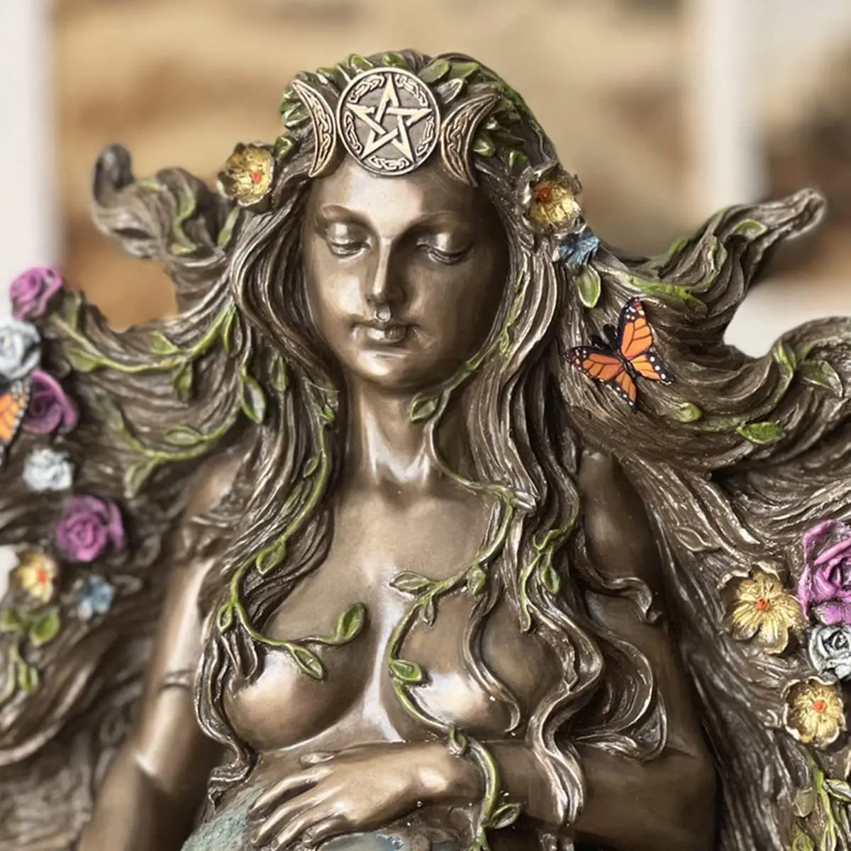 

Hot Sale Mother Earth Statue Gaia Fairy with Butterfly Decor Mythic Buddha Figurine Goddess Healing Chakra Meditation Home Decor