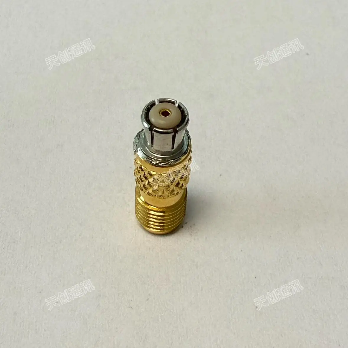 SMA-P51 Female to Female Adapter Female External Thread Internal Hole Female Straight-through 50 Euro Double Female