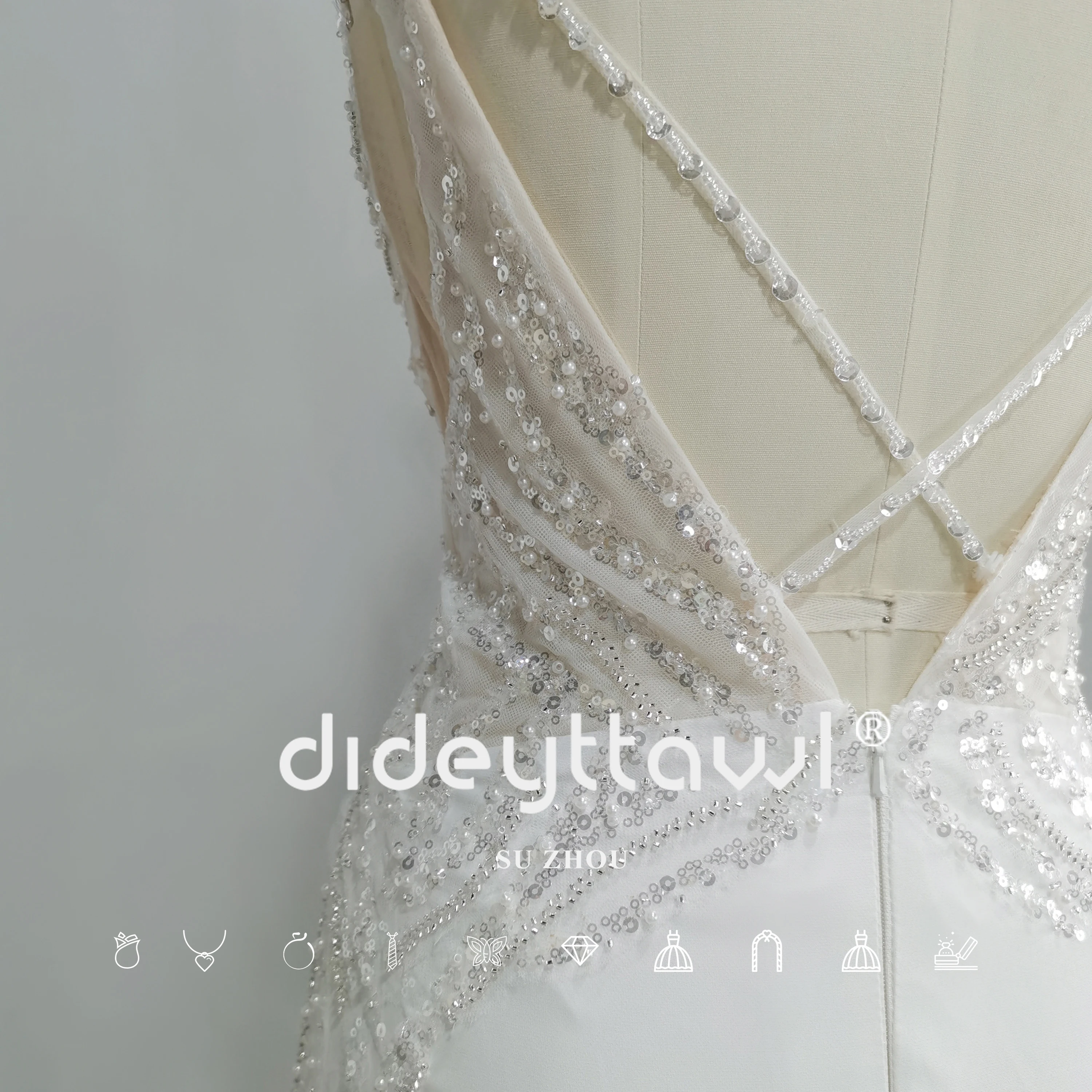 DIDEYTTAWL Beaded Lace Spaghetti Strap Sexy Mermaid Wedding Dress Deep V Neck Backless Sweep Train Bridal Gown