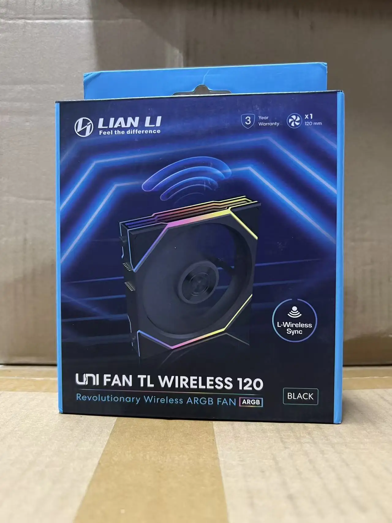 

LIANLI UNI FAN TL120 Wireless Fans, 120mm Computer Case fan, water cooled fan,Brand new, unopened.