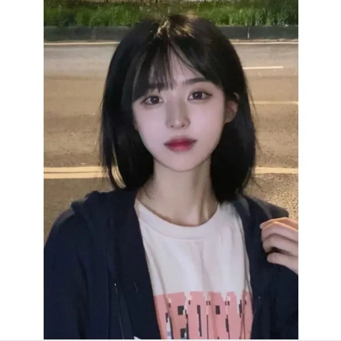 Synthetic Short Bob Wig Natural Looking Full Head Student Style Fashion Hairpiece for Women Everyday Party Cosplay