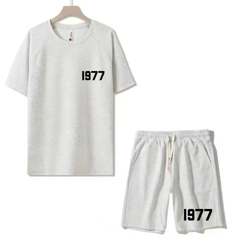 Zdjęcie 6: Krótkie spodenki sportowe z krótkim rękawem, dzianinowe, dwustronne, z silikonowymi literami 3D, w stylu high street, casualowe, z 1977 roku, odpowiednie zarówno dla kobiet, jak i mężczyzn.