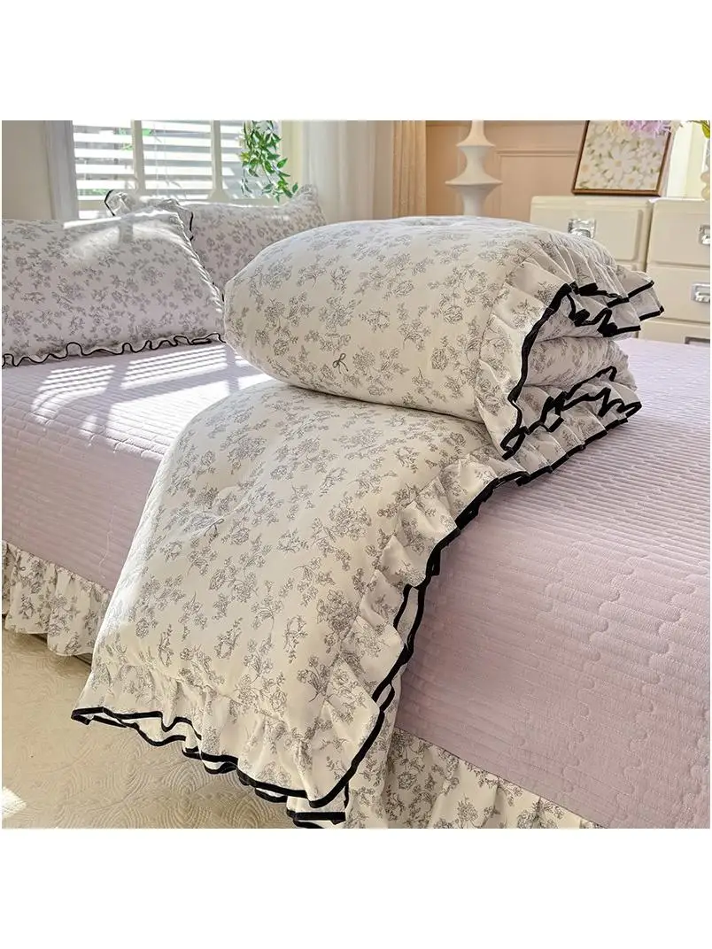 

2026 New A-Class Pleated Lace Summer Quilt Four-Piece Bedding Set Air Conditioning Cover Light Weight Fiber Filled Bed Cover