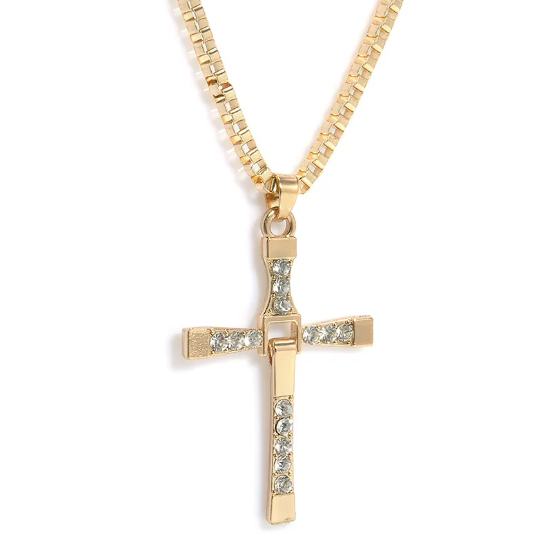 Dominic Toretto The Fast and The Furious Celebrity Vin Diesel Artikel Kristall Jesus Männer Kreuz Anhänger Halskette Geschenk Schmuck