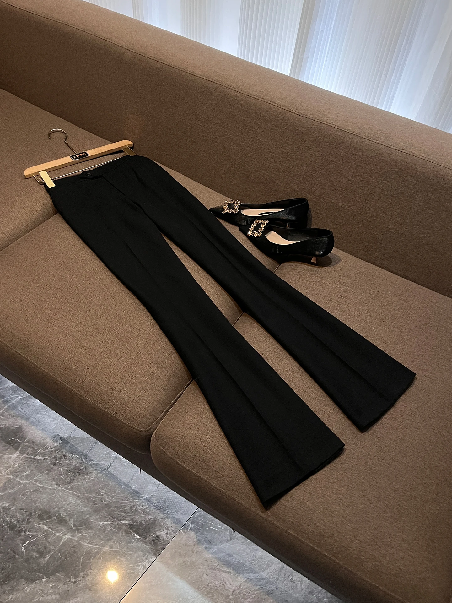 Black Professional Two-Piece Suit Set for Women Early Autumn Waist-Cinching  Wide Leg Pants Commute Ensemble