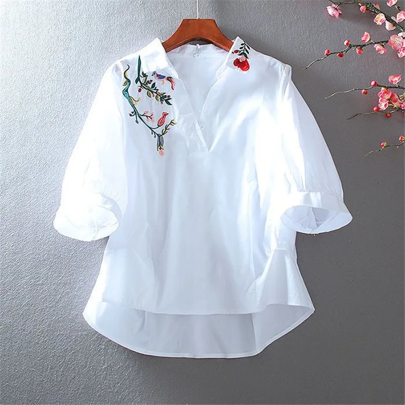 2023 Spring Summer New Embroidery Top Large Size Women\'s Mid-Sleeve V-Neck Shirts And Blouse Loose Casual White Women Blusa 4XL