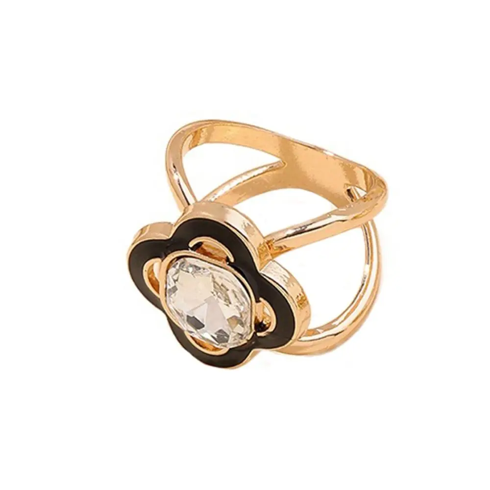 زهرة اللؤلؤ وشاح حريري مشبك مربع متعدد الوظائف الملابس الزاوية معقود أبازيم سبائك الفضة البرسيم شال مشبك حلقي هدية