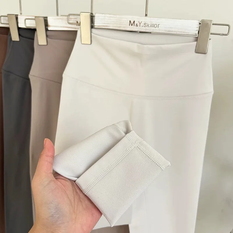 Thumbnail 3 - #22 Trending Sports Bottoms Right Now