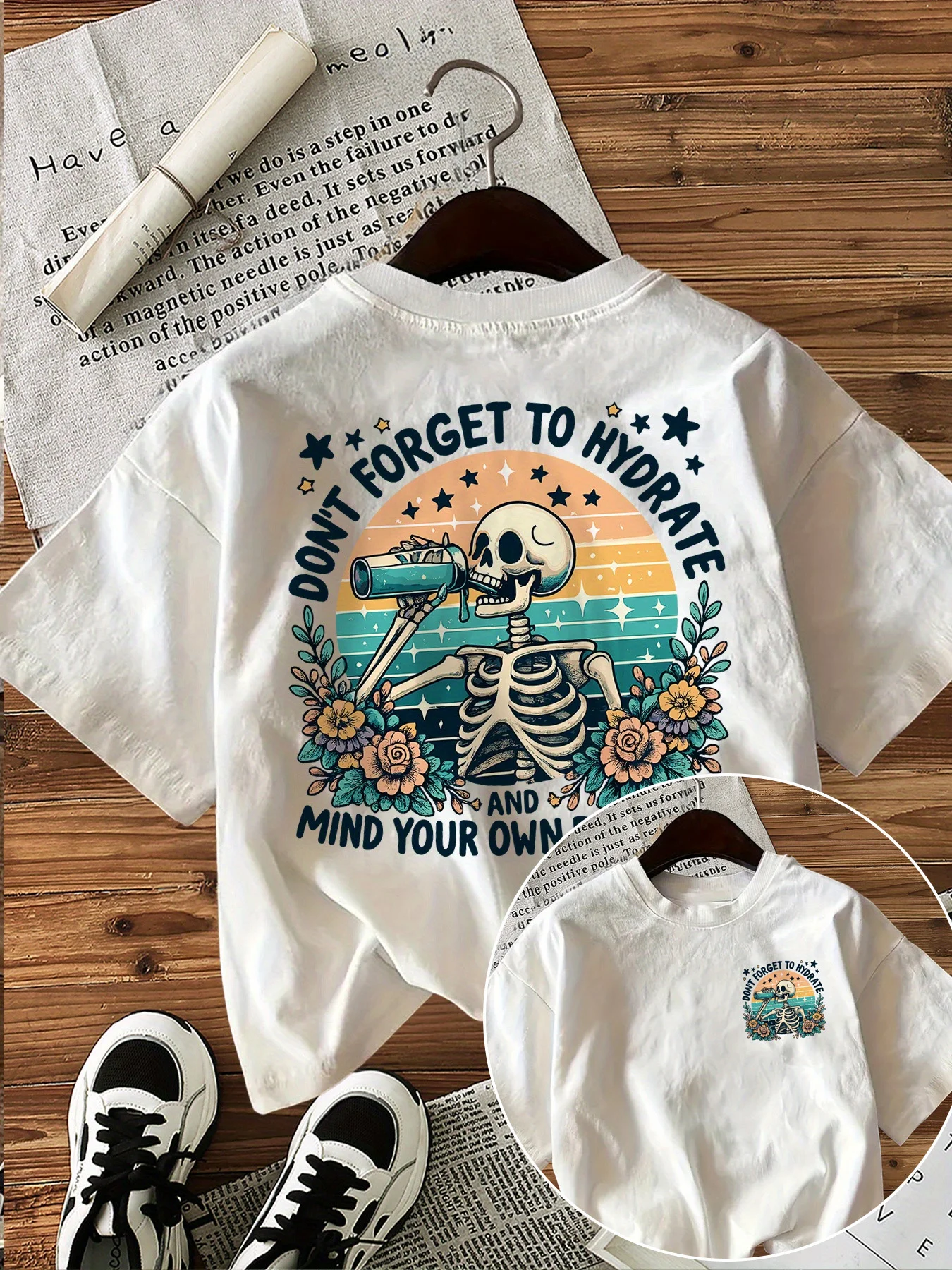 [Front and Back Double Image] Women's Vintage Skull and Floral Print T-Shirt- Short Sleeve Round Neck Casual Top, Printed with 