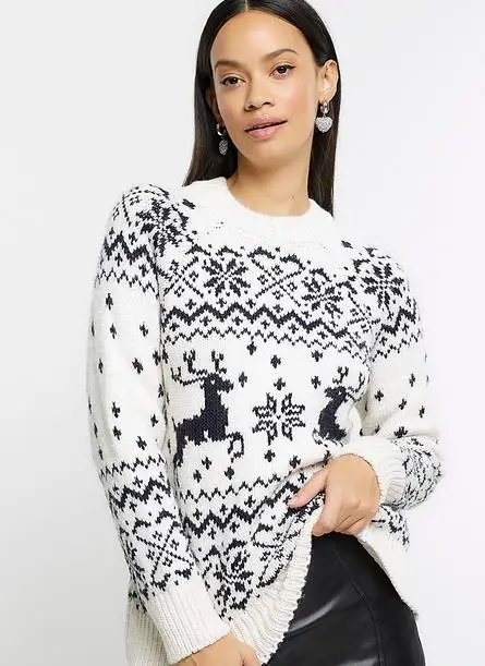 Women's Christmas Sweaters Classic Reindeer Snowflake Print Long Sleeve Round Neck Knit Jumper Tops