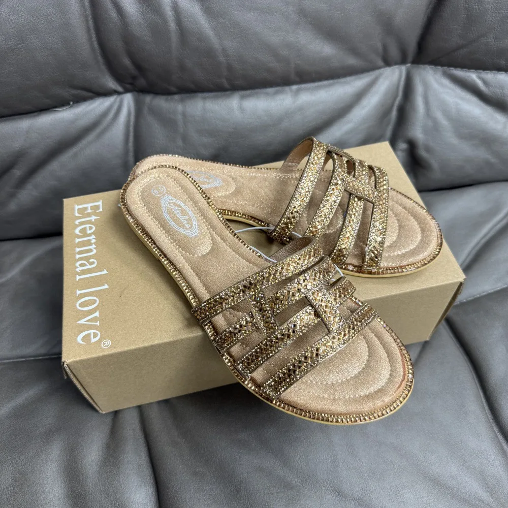Summer New Bronze Rhinestone Slippers Plus Size Flat-bottomed Casual Women's Slippers Fashion Gold Shiny Envelope Bag in Hand view 5