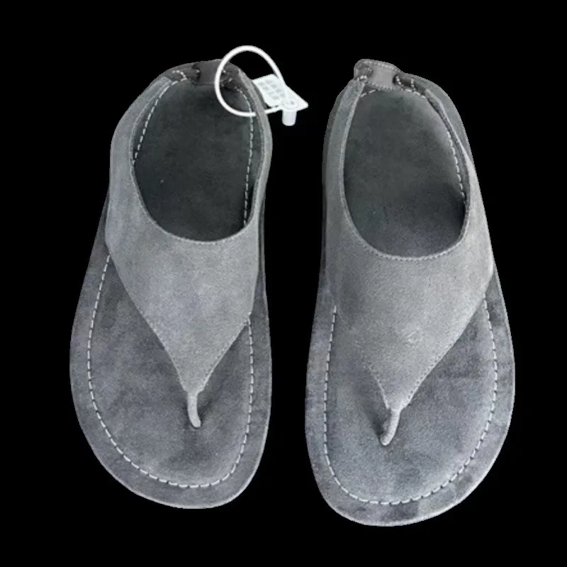 

Корейские летние сандалии-вьетнамки с закрытым носком для женщин, новинка 2026 года, в отпускном стиле, ретро, повседневные, универсальные шлепанцы-сандалии