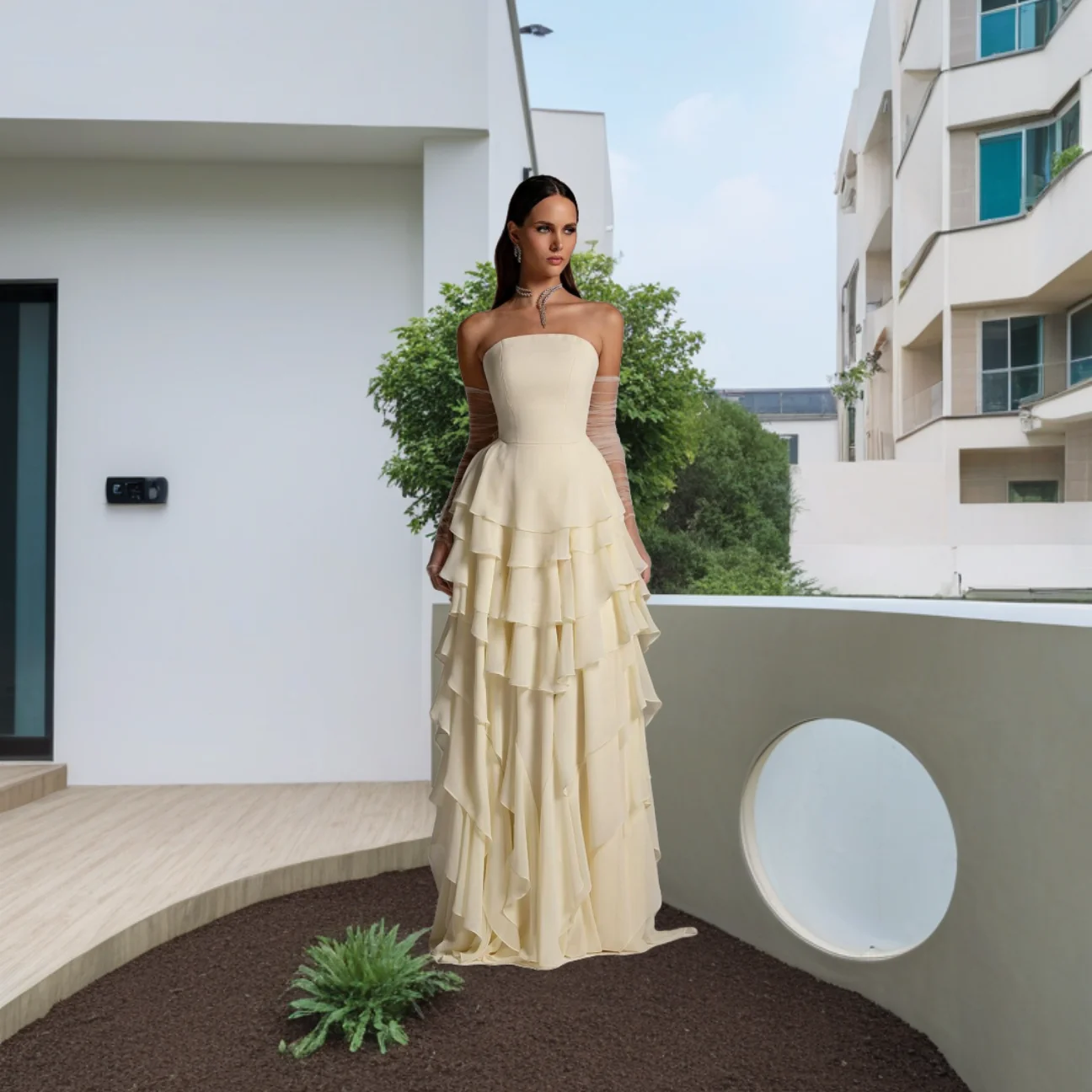 

Mina Customized Backless Arabic Evening Dress Luxury Party Dress Layered Sleeveless Dresses for Special Occasions Piglet Breast
