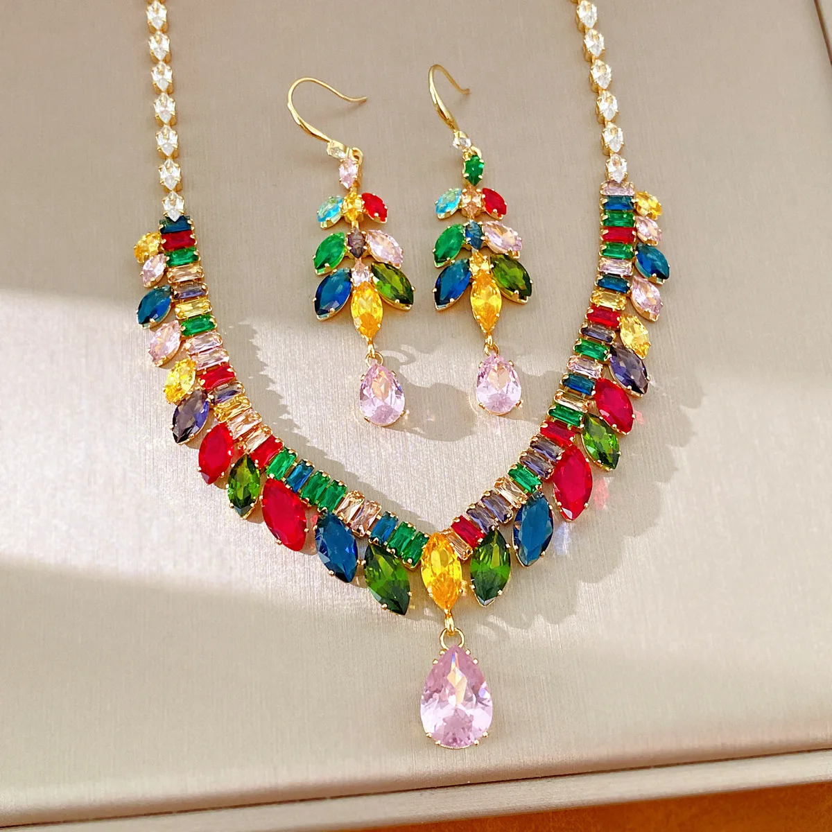 Vintage Color Zircon Wheat Ear Hook Necklace Two Piece Sets Luxury High Grade  Chain Versatile Party Jewelry Set for Women