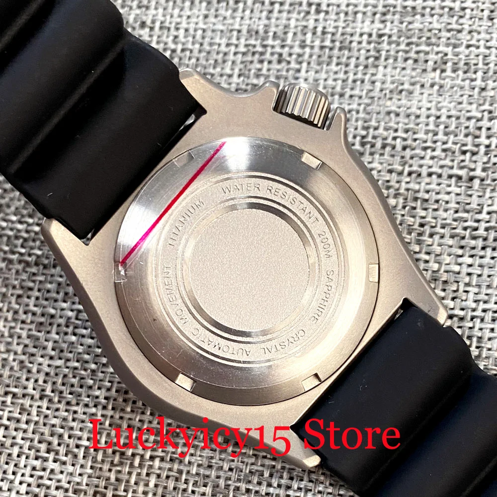 Tandorio Titanium Diver 20ATM NH35 Automatic Men Watch At 3.8 KAGAWANA Dial White Chapter Ring Sapphire Glass Rubber Strap