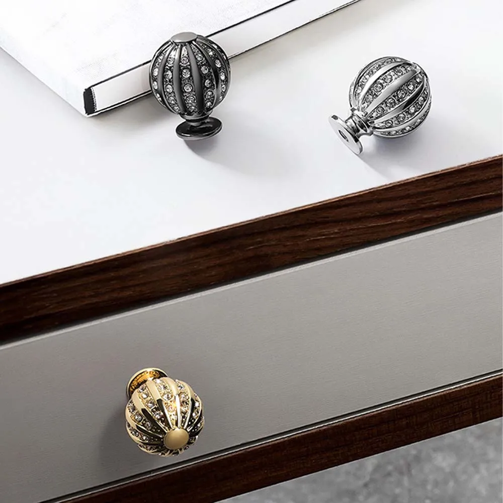 

European-style Wardrobe Crystal Handle Modern Minimalist Gold Single-hole Cabinet Wine Cabinet Bookcase Drawer Round Small Knobs