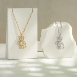 HECHENG,New Bear Necklace for Women Fashion Jewelry Bear Pendant Necklace Design Pave Setting Zircon Copper Jewelry Wholesale