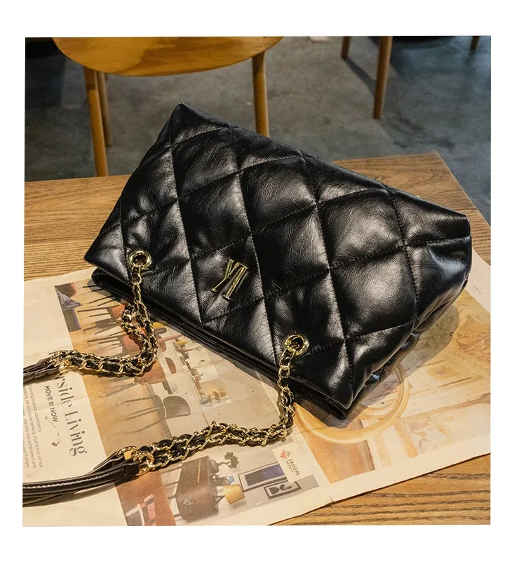 Tote Bag 2026 New Large Capacity Diamond Grid Light Luxury Soft Leather Women's Bag Casual Versatile Single Shoulder Bag