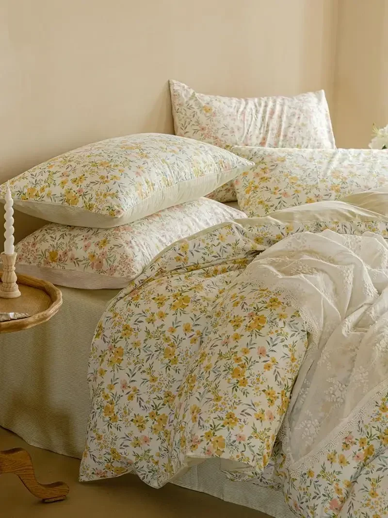 INS simple style small broken flower four-piece set cotton 100 cotton quilt cover sheet bed on the bed