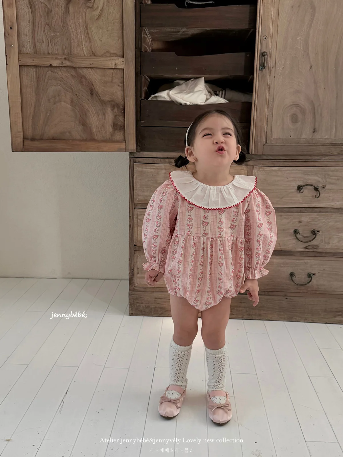 2026 Fall New Infant Clothes Stylish Lace Collar Baby Girl Cotton Triangle Romper Puff Sleeve Bodysuit