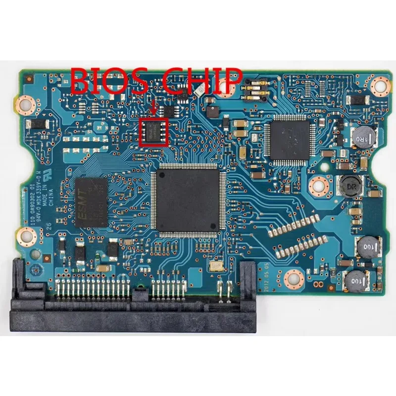 Hitachi hard disk circuit board /  220 0A90302 01 , 110 0A90302 01