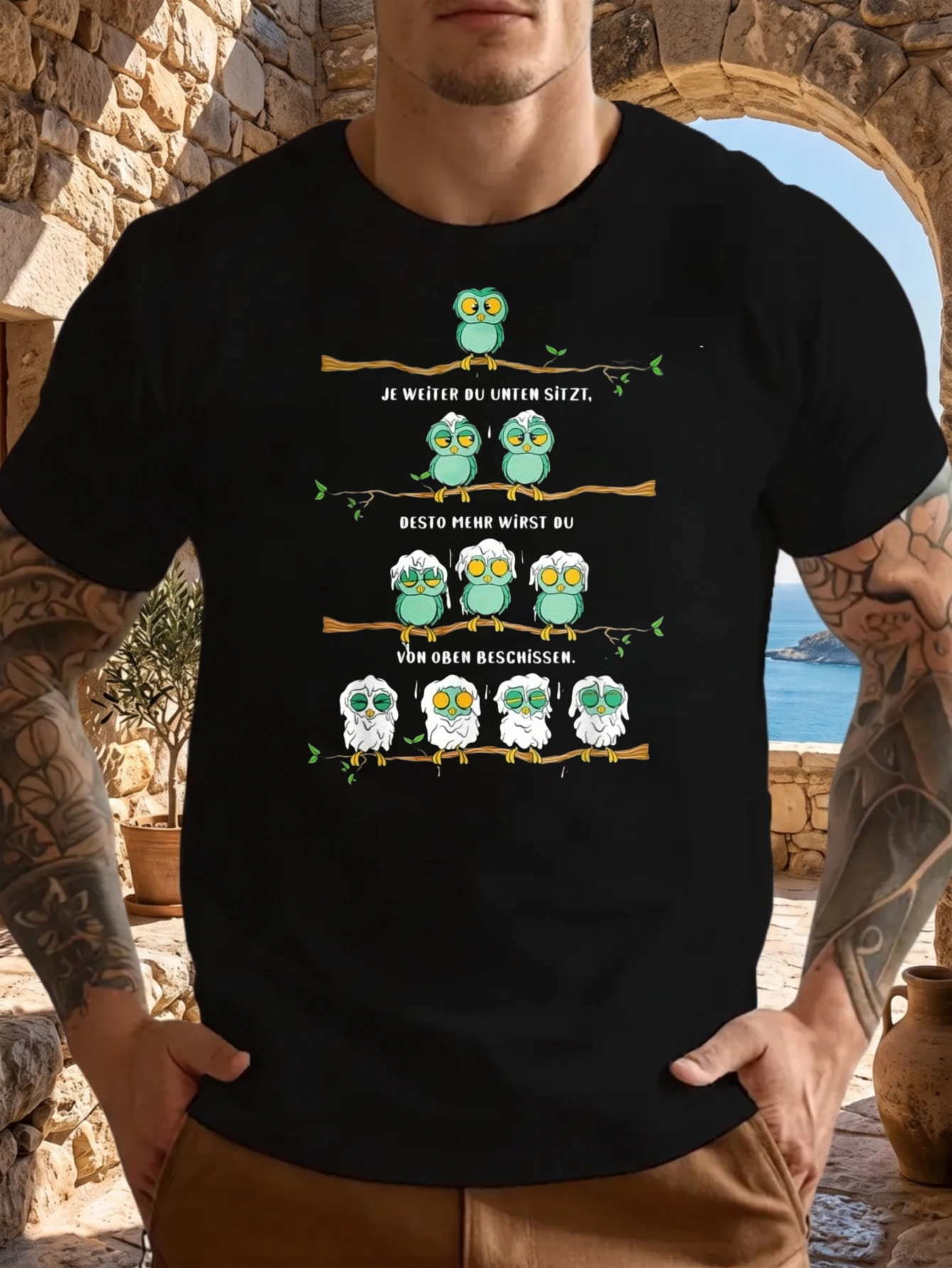 1 Stück 100% Baumwolle Unisex T-Shirt mit Eulen auf Ästen und deutschem Text-Hierarchie-Design, O-Ausschnitt, kurze Ärmel, bedruckt, Übergröße, bequeme Freizeitkleidung, maschinenwaschbar.