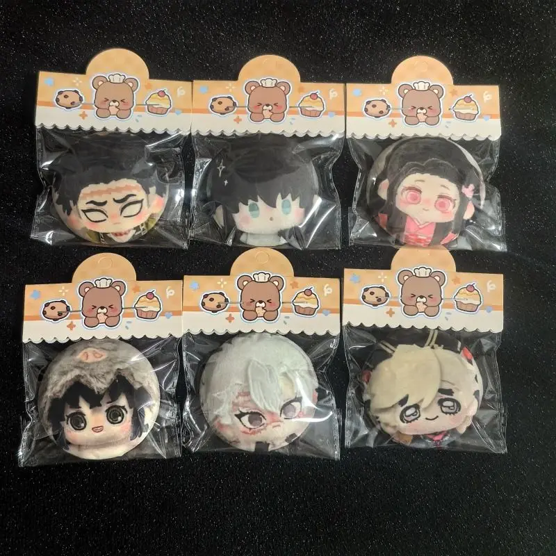 Demon Slayer Cartoon niedliche, bezaubernde Merchandise-Abzeichen, Plüsch-Pins, Schmetterling Shinobu, Muzan, Ichiro, Giyu, Tanjiro Brustpins – Detail 1