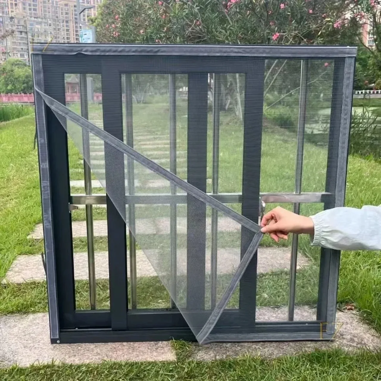 New Summer Style Dust-Proof and Mosquito Proof Invisible Design Customizable Size Window Screen with Full Mesh Design