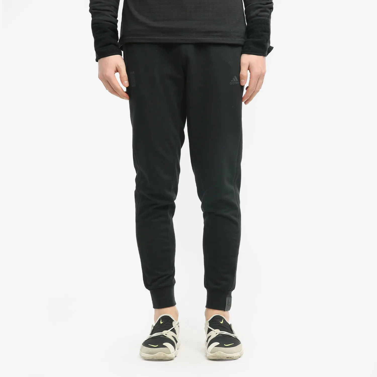 

Оригинальные мужские спортивные брюки Adidas Slim Fit FT2764