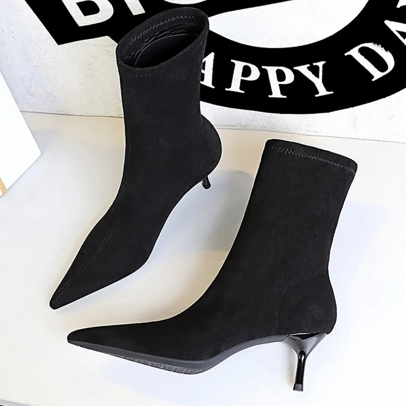 

BIGTREE Shoes Замшевые женские ботильоны Женские туфли на шпильке 5,5 см Женские ботинки с острым носком Модные короткие ботинки Осенняя обувь