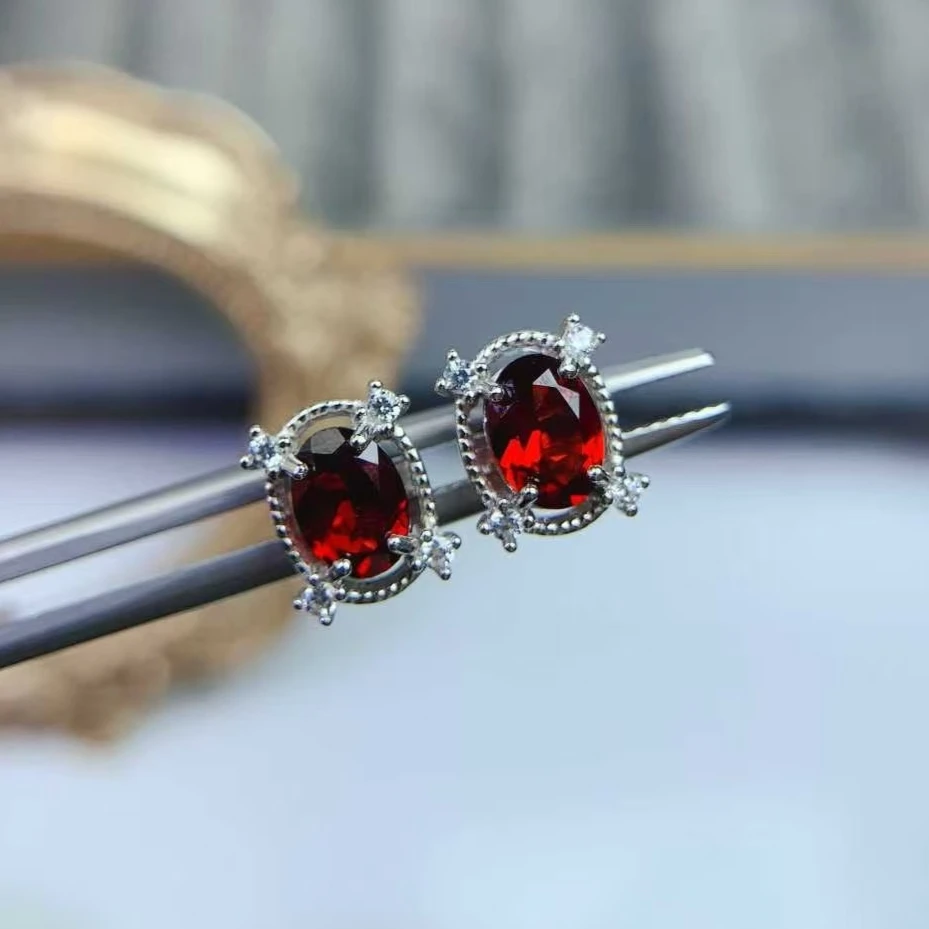 

Маленькие серьги-гвоздики из серебра 925 пробы, серьги из натурального граната для повседневного ношения, 5 мм * 7 мм, 1,4 карата, настоящие серебряные украшения с гранатом