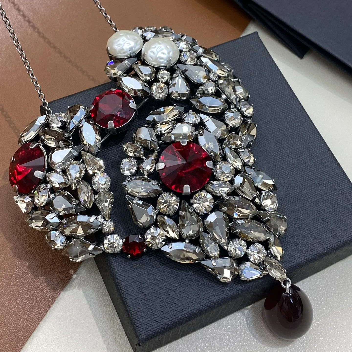 

Vintage Designer Luxury Crystal Top Quality Brooch Necklace Women Party Banquet Jewelry Accessories