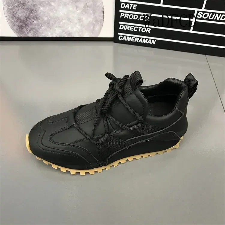 Chunky Sneakers Men Cover Bottom Board Shoes Fashion Casual Microfiber Leather Breathable Increased Internal Flat Platform Shoes