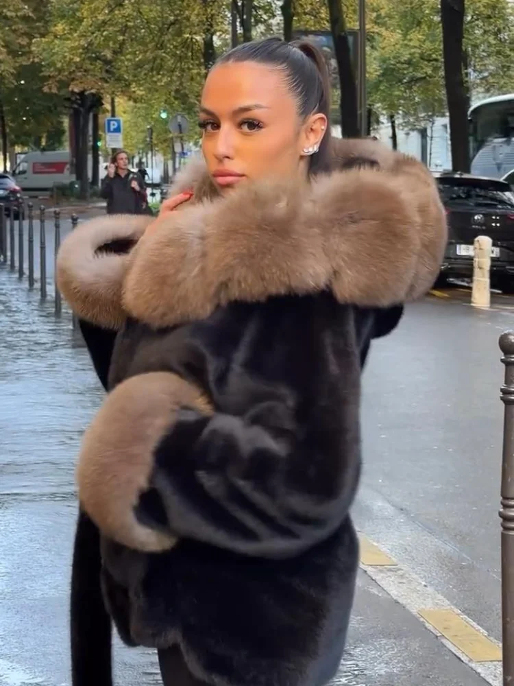 Abrigo elegante de lana a rayas para mujer, moda de manga larga con cuello levantado, prendas de vestir femeninas de un solo pecho, chaqueta de Otoño Invierno 2025 para mujer