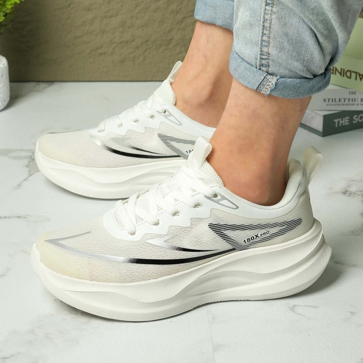Ultra-Light Shock-Absorbing Soft-Soled Summer Thin Mesh Breathable Sports Shoes for Men and Women, Wear-Resistant, Non-Slip