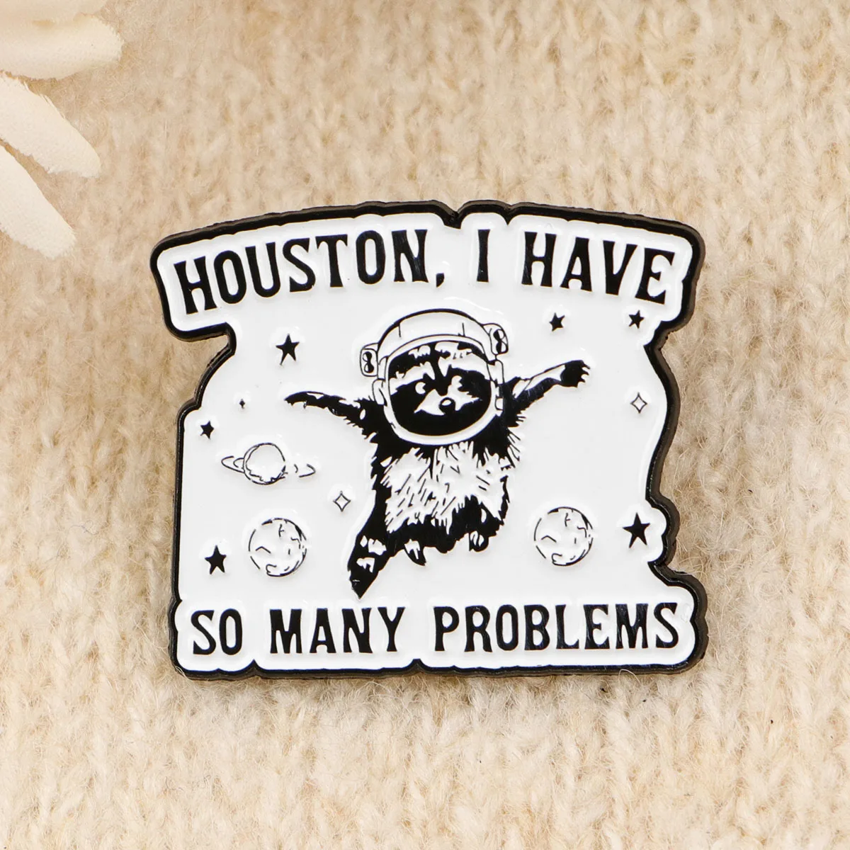 

Cute Raccoon Enamel Pin Animal Brooch Lapel Pins Badge on Backpack Clothing Accessories Fashion Jewelry Friends Gifts