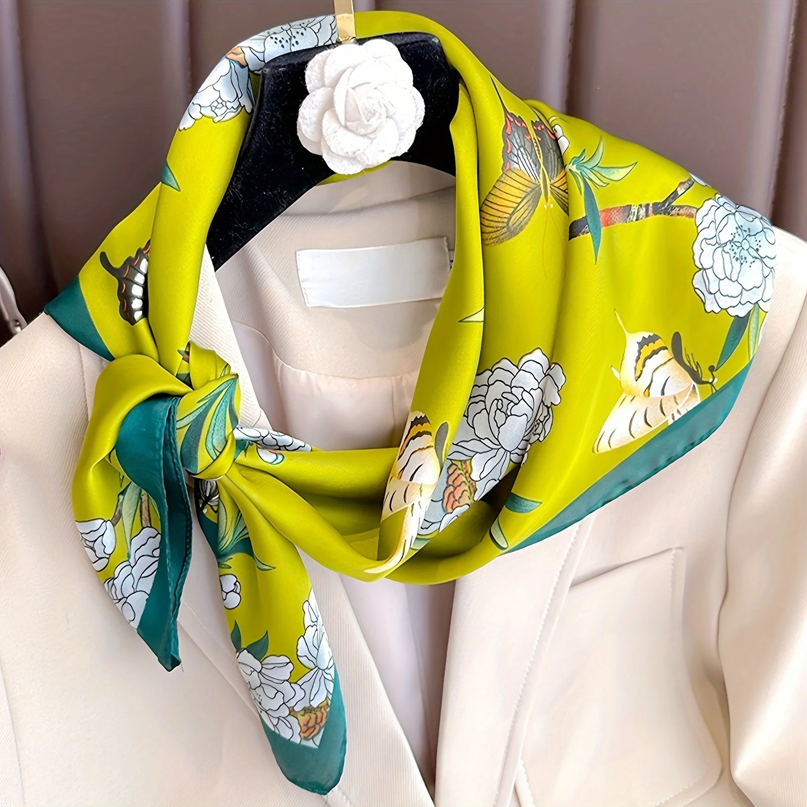 Elegant Floral Imitation Print Silk Scarf Square Scarf Fashion Bandanna Versatile Shawl For Stylish Sunscreen Neck Wrap Scarves