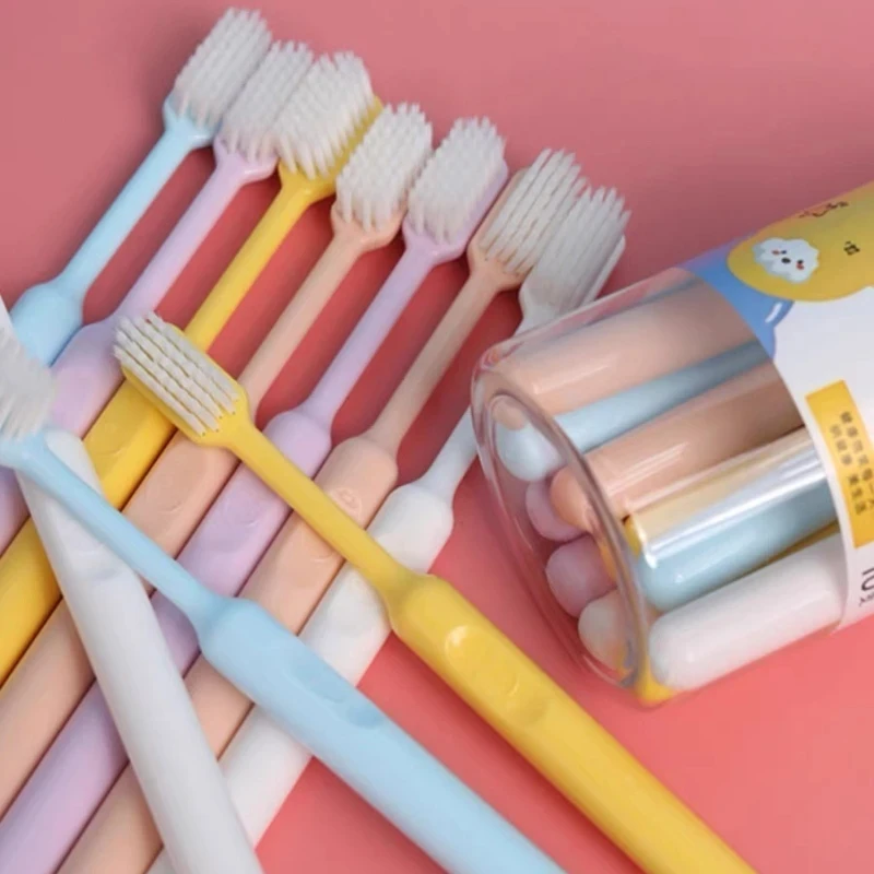 日本の歯ブラシ,女性と男性のための柔らかい毛皮のトラベルバッグ,キャンディーカラー,シンプルでファッショナブル,家族の旅行,10パック