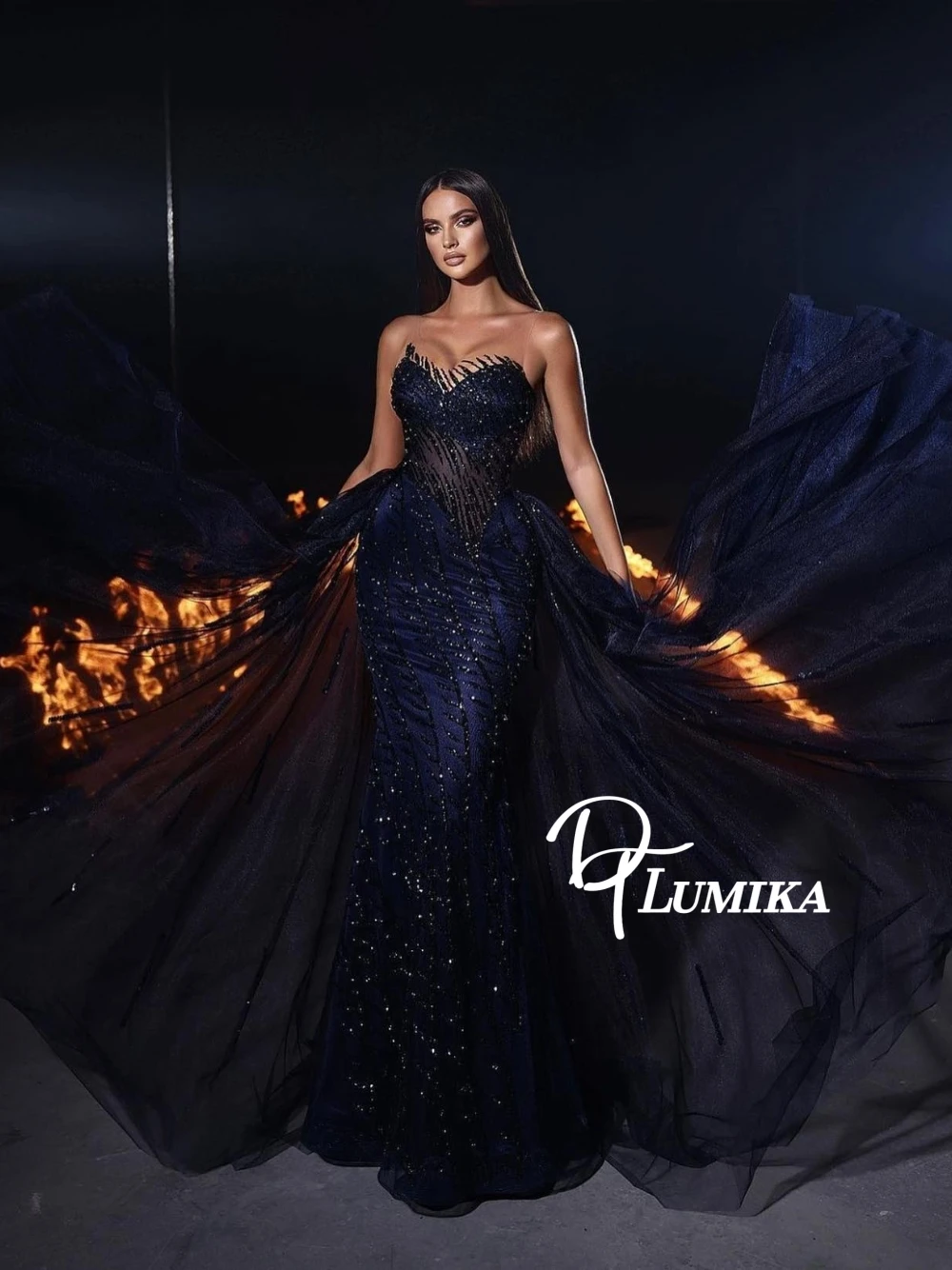 

Dark Blue Elegant Mysterious Shiny Evening Dress With Detachable Train Modern Sleeveless Formal Occasions Customized Prom Gown