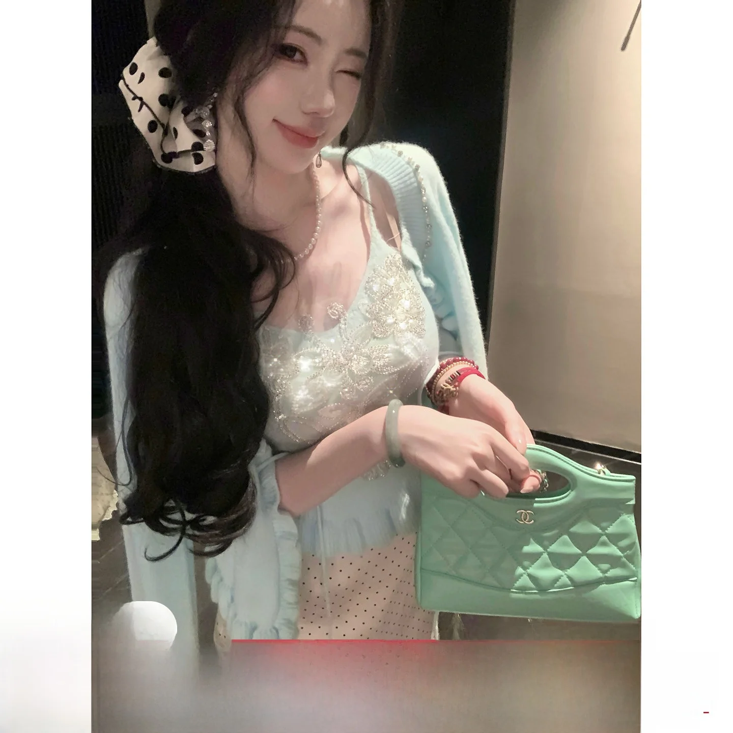 

Новый весенний комплект из двух предметов: кардиган-накидка и топ с богатой отделкой, мягкий, прямой крой, для повседневной носки