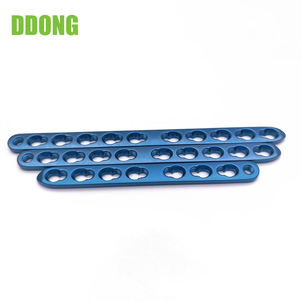 

2.0/2.4/2.4/3.5mm Titanium Straight Locking Compression Plate,Veterinary Orthopedics Implants,Pet surgical instruments