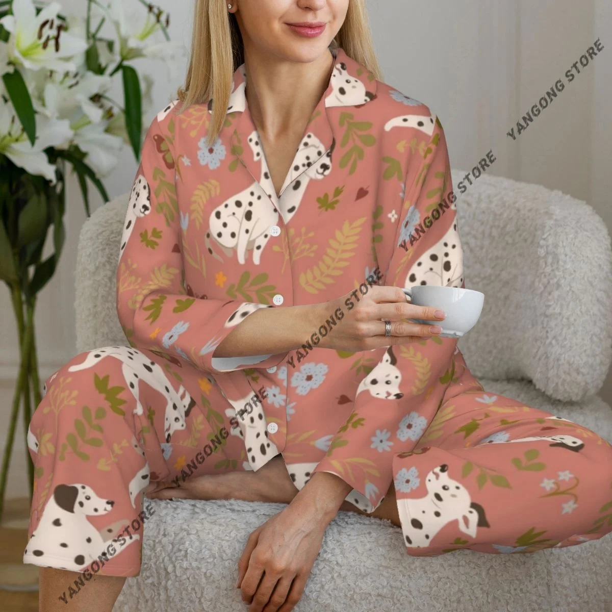 

Women's Pajamas Long-sleeved Girl Loungewear Two-piece Set Dalmatian Pattern Pajamas for Autumn Spring