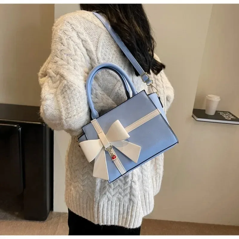 Vintage Bow Shoulder Bags for Women Luxury Designer Handbags Ladies Crossbody Bags Large Capacity Tote Bags Girls Shopping Bags