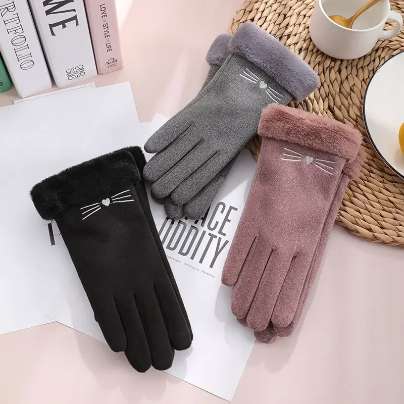 

2021 New Fashion Women Gloves Autumn Winter Cute Furry Warm Mitts Full Finger Mittens Women Outdoor Sport Female Gloves Screen