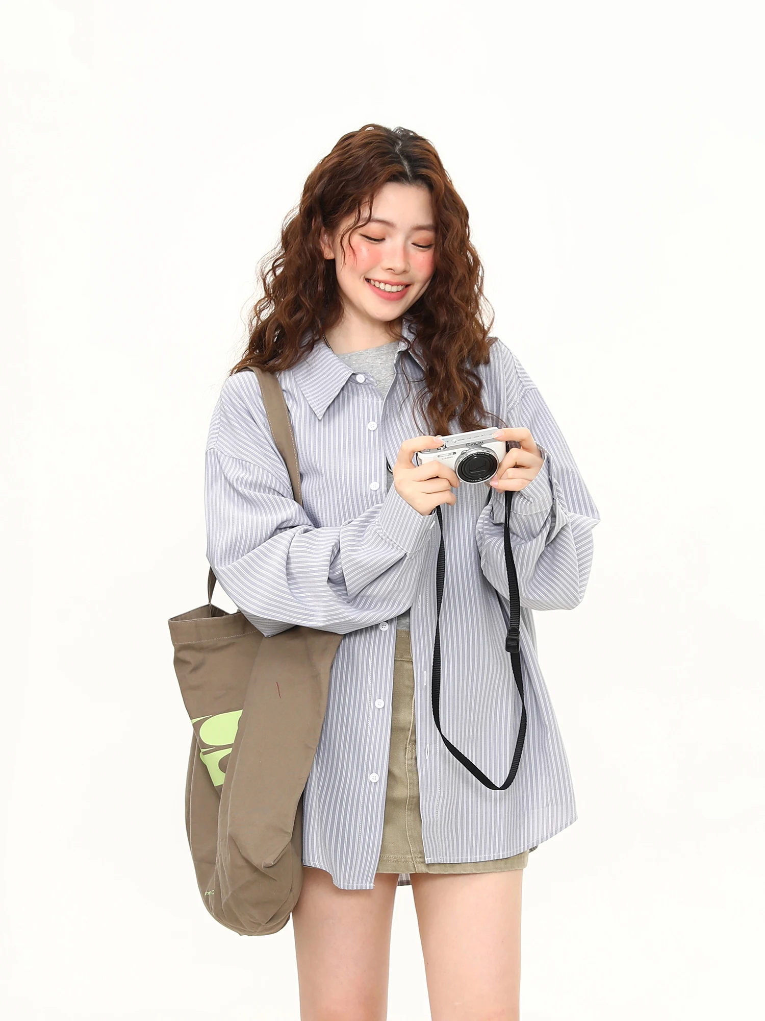 

Wild Azi Early Spring American Retro High Quali Striped Long Sve Women's Loose Versatile New Lazy irt Street Sle