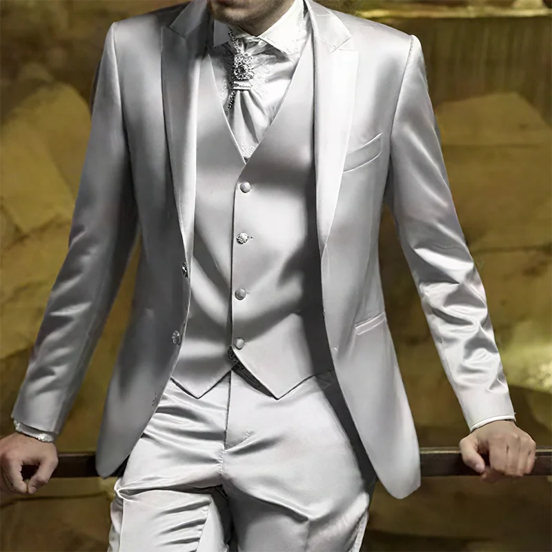 

Silver Grey Men's clothing Satin Simple Men's Suits Balzer Luxury Male Clothing Skinny Wedding Outfits 3 Piece Jacket Pants Vest
