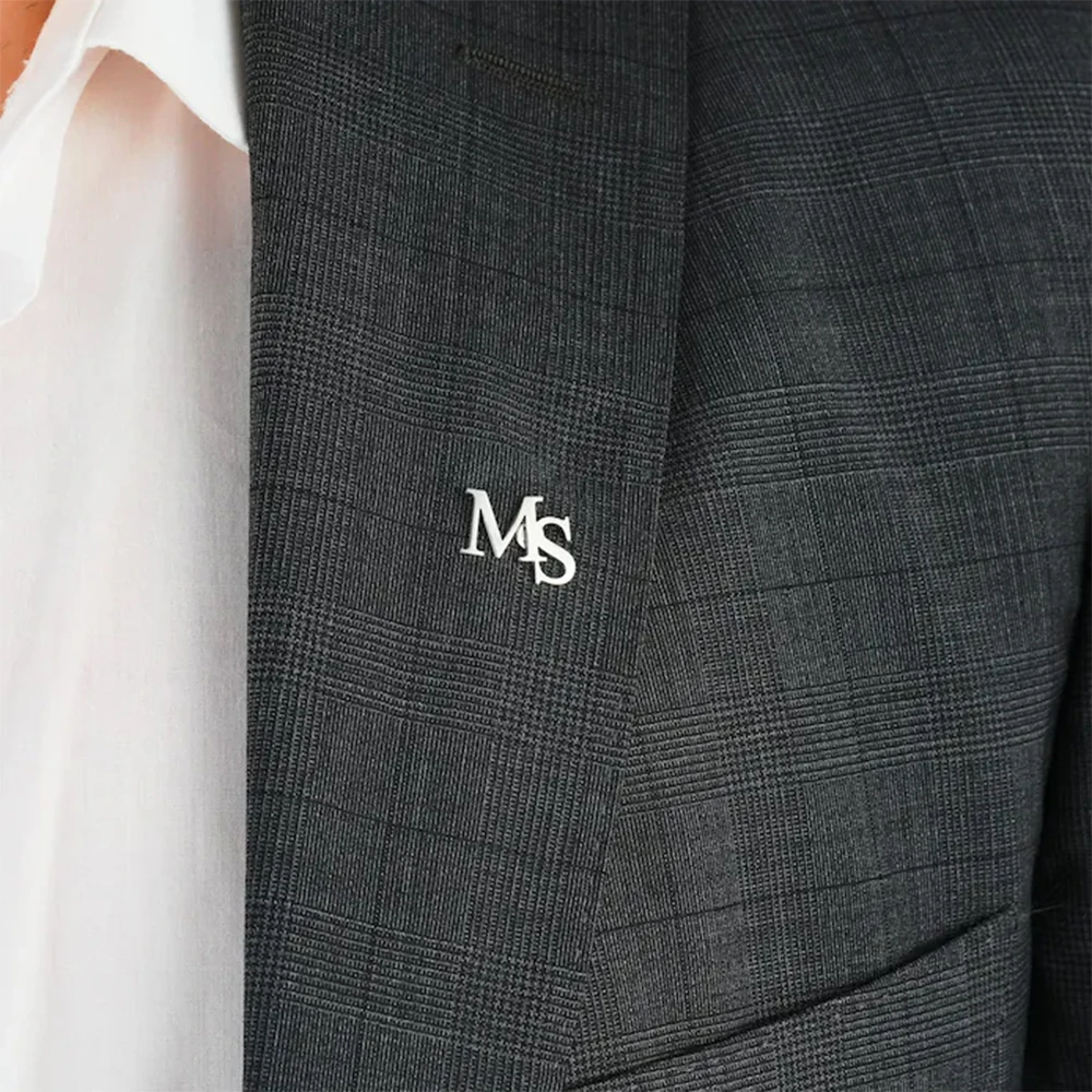 

Custom Name Brooch Personalized Pin Badge Wear Chest Monogram Brooch Mother Stainless Steel Collar Pin Bridesmaid Wedding Gift